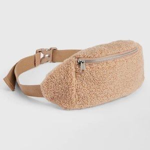 Sherpa fleece belt bag